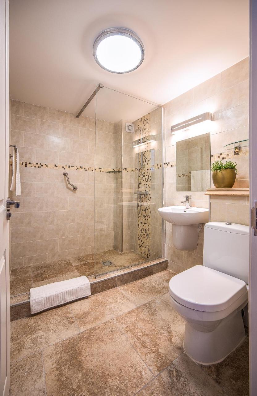 The Frontier Hotel Siret المظهر الخارجي الصورة