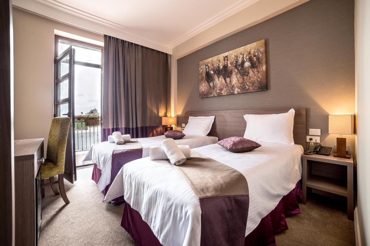 The Frontier Hotel Siret المظهر الخارجي الصورة